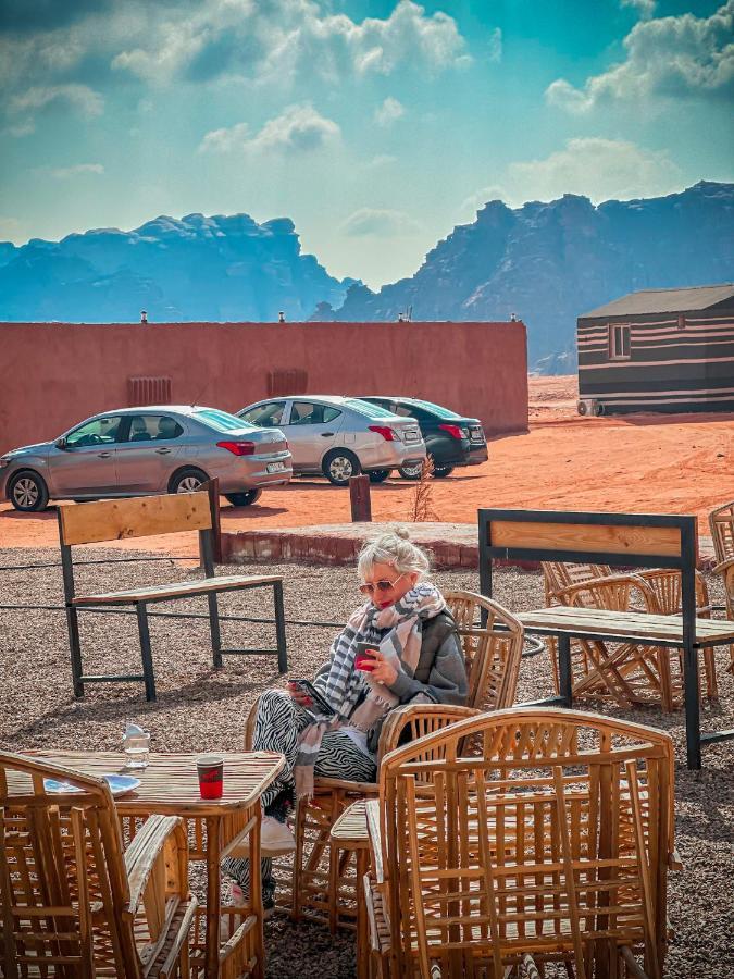 Tower Rum Camb Wadi Rum Exterior foto